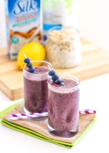Blueberry Muffin Smoothie - Eat Spin Run Repeat
