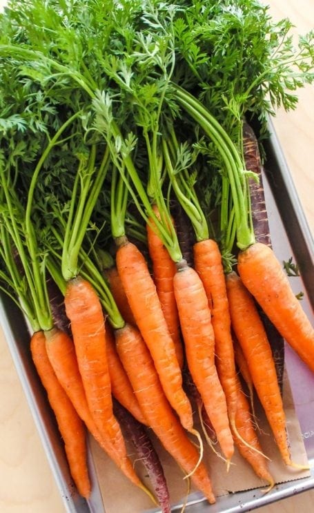 Roasted Carrots with Tahini Garlic Sauce - Eat Spin Run Repeat
