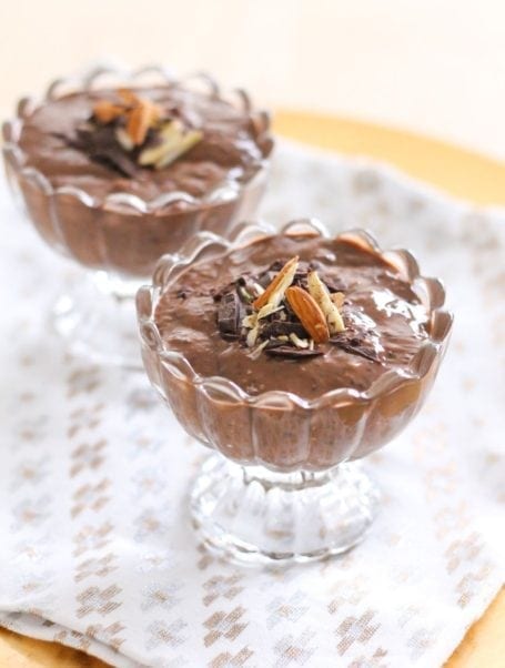 Chocolate Almond Chia Pudding - Eat Spin Run Repeat