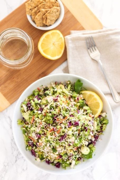Detox Salad with Ginger Miso Tahini Dressing - A delicious, crunchy salad with some unexpected natural sweetness that supports the body in detoxification and leaves you feeling wholly nourished - via Eat Spin Run Repeat // @eatspinrunrpt