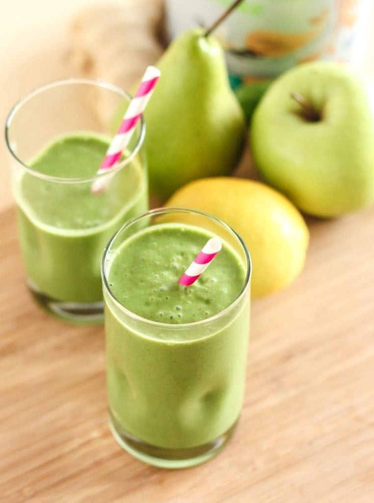 Green Start Smoothie | A low-sugar green smoothie packed with protein, fiber and healthy fats to keep you satiated for hours | My Fresh Perspective | #vegan #glutenfree #dairyfree #greensmoothie #smoothierecipes #eatclean