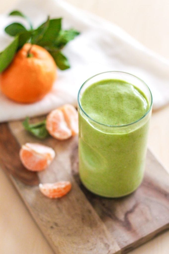 Vanilla Clementine Smoothie | My Fresh Perspective | vegan, rich in vitamin C and fiber, this green smoothie also contains moringa, a mighty plant with mega anti-inflammatory and antioxidant benefits. | #moringa #antiinflammatory #greensmoothie #smoothierecipes #smoothiechallenge