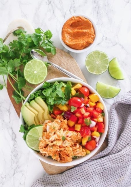 Big batch meal prep: Chipotle Chicken Buddha Bowl | Angela Simpson, Eat Spin Run Repeat | #paleo #cleaneating #avocado #glutenfree